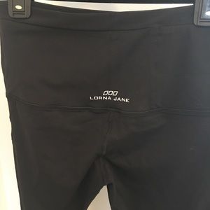 Lorna Jane Enhanced Core 7/8 Tight, size medium
